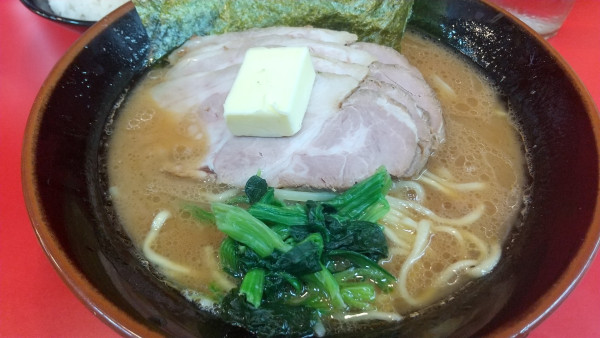 「チャーシュー麺（中）ライス　硬濃多め」@横浜ラーメン 山本家の写真