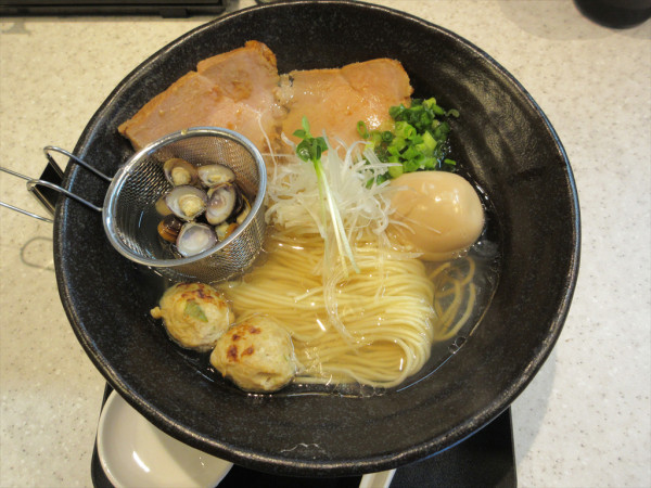「宍道湖しじみ中華蕎麦（1,200円）」@山陰魚介中華蕎麦 Minatomenの写真