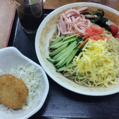 山田うどん 成瀬店の画像