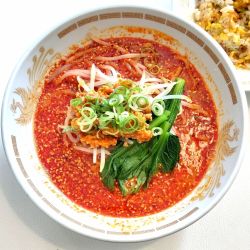 四季特製坦々麺 890円