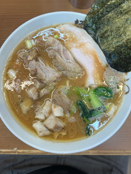 「ラーメン中1050円+コマチャ100円+ほろ腕肉100円」@麺家 たいせいの写真