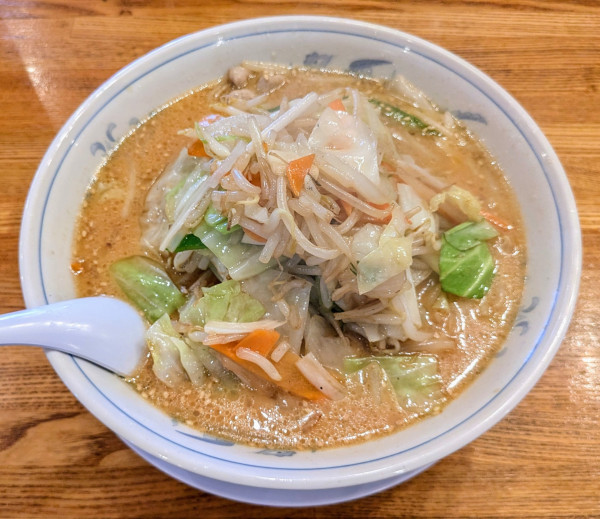 「野菜ラーメン(味噌󠄀)大盛り」@ラーメン ねぎっこ 今泉競輪場通り店の写真