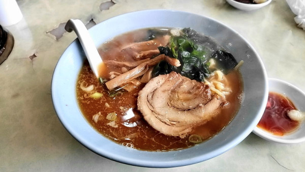 「ラーメン＋半チャーハン６００円+餃子２５０円」@藤山屋の写真