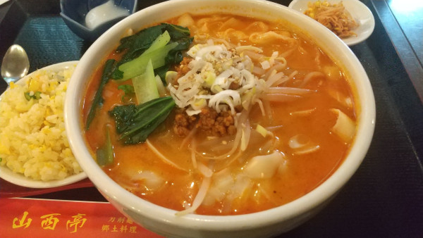 「坦々刀削麺（大）+セット」@山西亭の写真