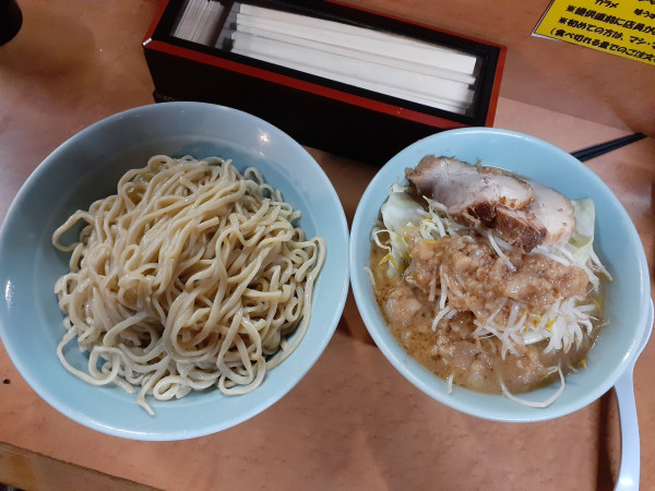 「中つけ麺。麺マシ」@立川マシマシ ロイヤルスープの写真