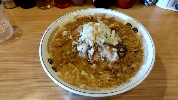 「背脂正油らーめん（８８０円）＋メンマ（１２０円）」@麺処 そら亭の写真