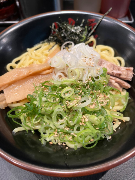 「油そば　ごまねぎトッピング」@東京油組総本店 浦和組の写真