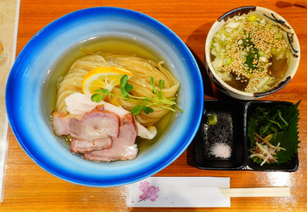 「【限定】冷製昆布水つけ麺（塩・麺200g）」@らぁ麺 鬼滅の桜の写真