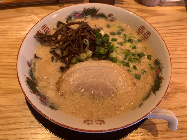「だるまラーメン 850円」@濃厚豚骨ラーメン だるま一家 府中分店の写真