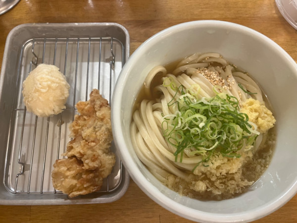 「ぶっかけ冷、麺120g増、鶏天、味玉天」@TOKYO SUNFLOWER IIDABASHIの写真