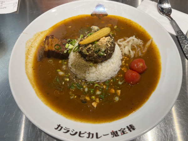 「鬼金棒カラシビカレーライス＋替玉」@カラシビカレー 鬼金棒の写真