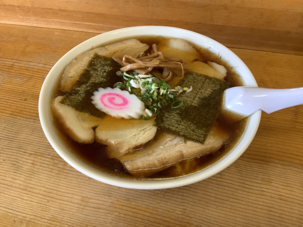 「チャーシューワンタンメン　900円」@ひろし食堂の写真