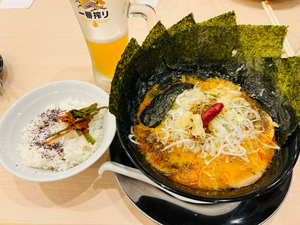 「バリ辛味噌、海苔、シャキネギ、アプリクーポンライス」@らあめん花月嵐  国立府中インター店の写真