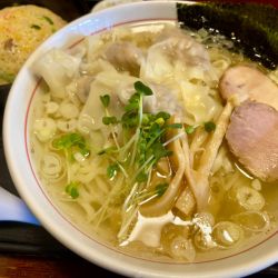 ランチAセット  塩ワンタン麺変更 大盛