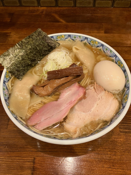 「奈つやのもちもち雲呑味玉中華そば」@奈つやの中華そばの写真