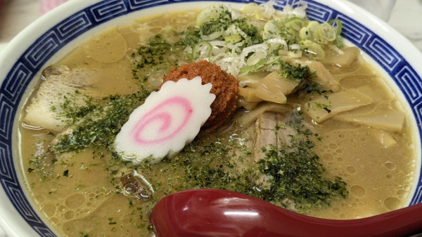 「辛味噌チャーシュー」@山形辛味噌らーめんだるまの写真