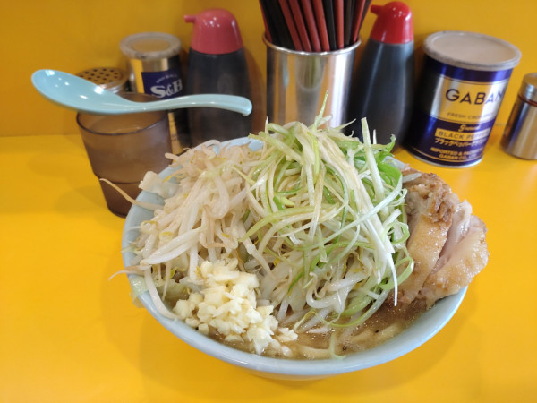 「HOTシークワーサー　ネギ　にんにく」@ラーメン二郎 八王子野猿街道店2の写真