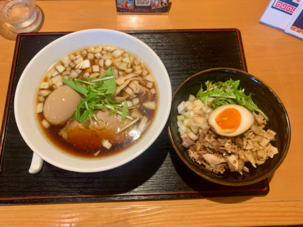 「富士虎【黒】900円＋らぁ飯ミニサイズ400円」@富士虎屋の写真