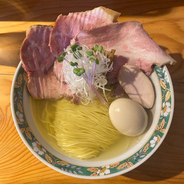 「鶏出汁中華蕎麦肉増し 塩」@鶏出汁中華そば 珀寛流の写真