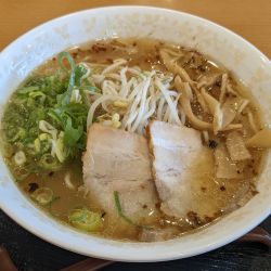 豚骨ラーメン