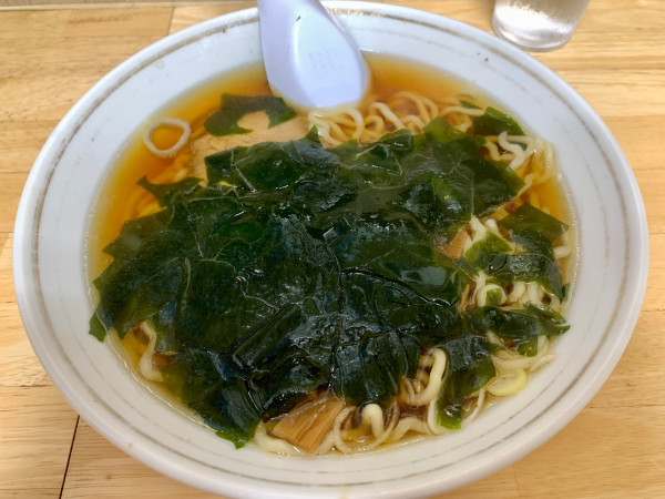 「ワカメラーメン770円」@谷ラーメンの写真