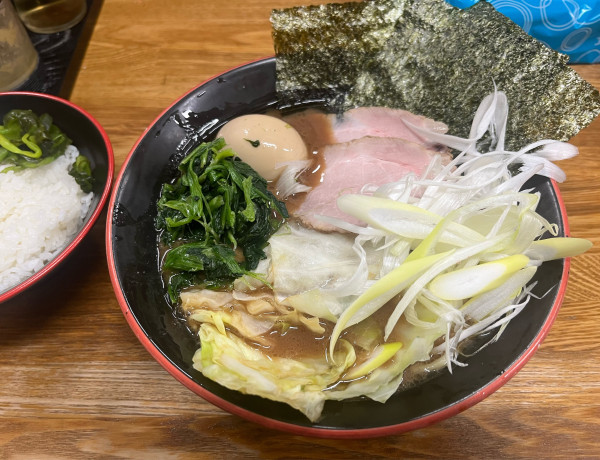 「ラーメン全部のせ　オールふつう」@麺家 紫極の写真