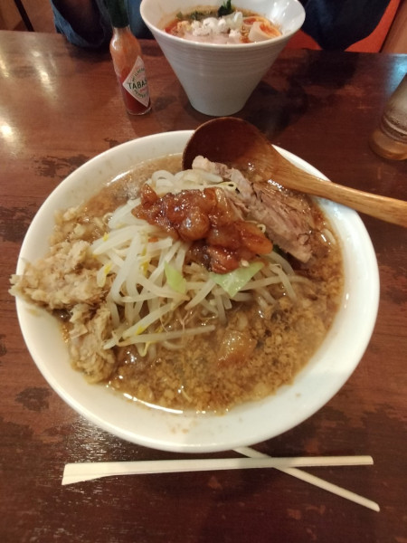 「豚そば」@生姜醤油ラーメンふたごの写真