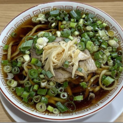 諭吉ラーメン（800円）