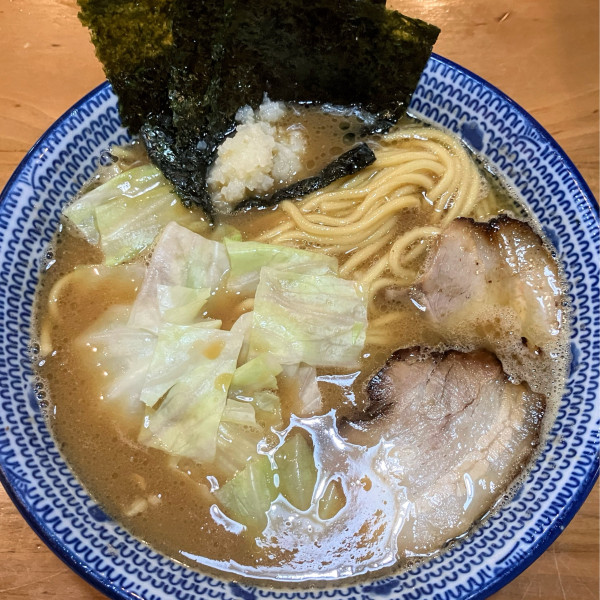 「豚骨醤油」@麺 やまだの写真