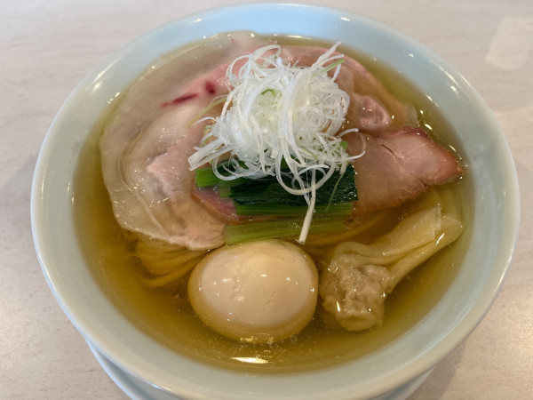 「地鶏と豚の塩（特製）」@青森中華そば オールウェイズの写真