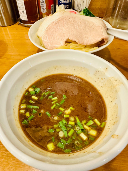 「濃厚魚介つけ麺(大)【1200円】」@つけめん桜坂の写真