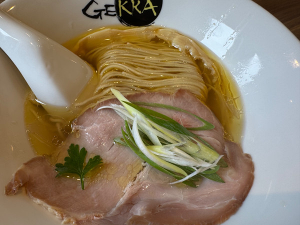 「塩ラーメン 870円」@らぁ麺 GEKKAの写真