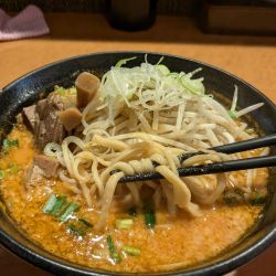 炎　辛さ控えめ