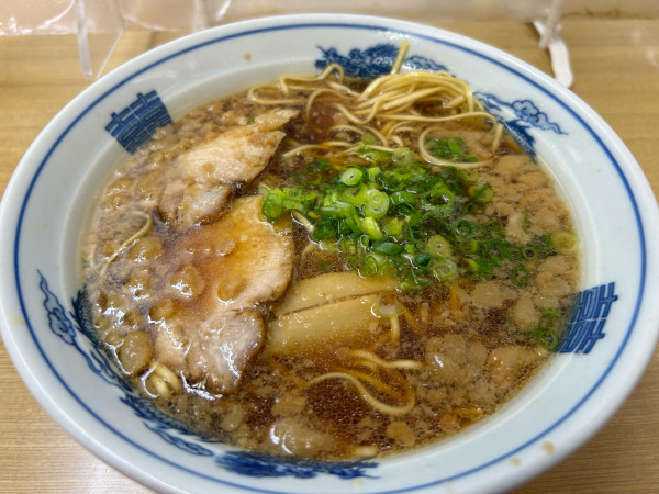 「ラーメン850円」@味億の写真