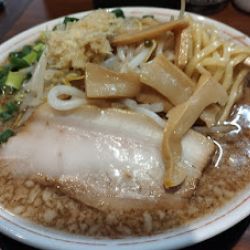 生姜背脂しょうゆラーメン(900)