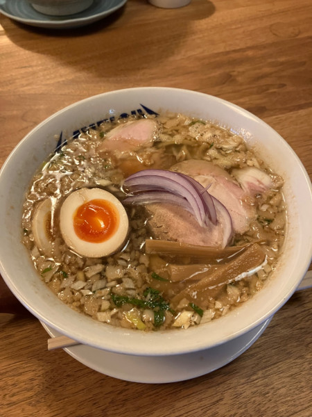 「ギッタリらーめん」@麺割烹 亀壱の写真