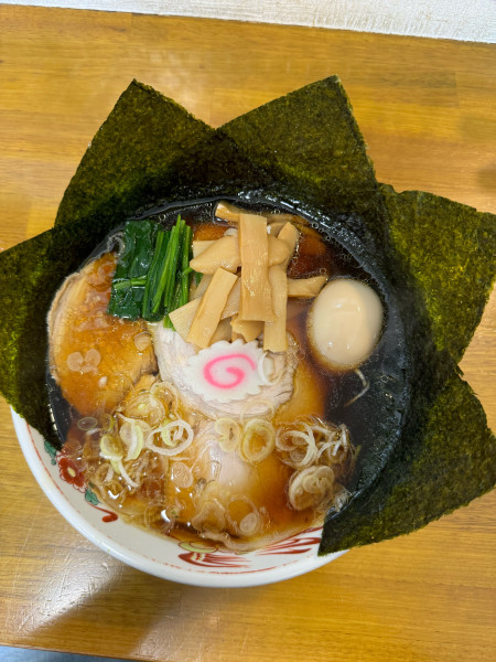 「特製中華そば 200kg」@中華そば れもんの写真