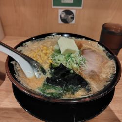 札幌味噌らーめん¥880バター¥120コーン¥120