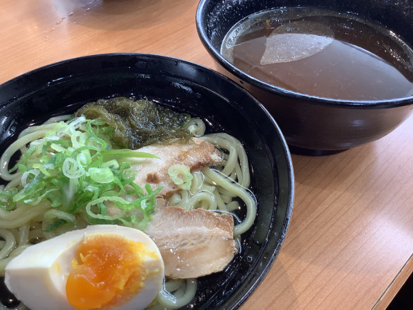 「昆布水つけ麺　490円」@くら寿司 小田原東町店の写真