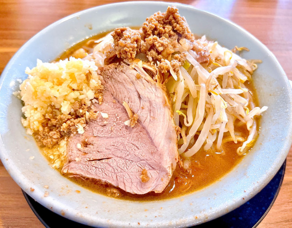 「ラーメン小（950円）、味噌変更（100円）」@俺の生きる道 つくば店の写真