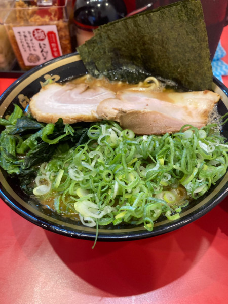 「特製ラーメンとライス」@横濱家系ラーメン 川島家の写真