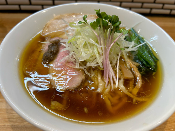 「手揉み中華そば・チャーシュー増・鶏油と鴨油の和えそば」@中華ソバ ビリケンの写真