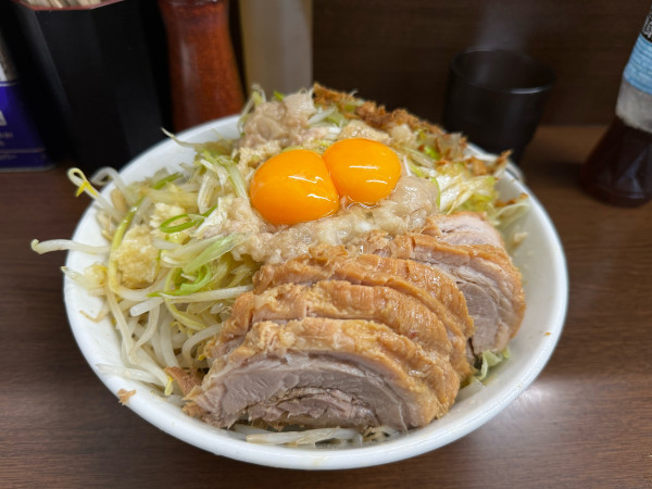 「小ブタ　汁なし」@ラーメン二郎 横浜関内店の写真