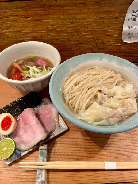 「【限定】黒毛和牛スジと昆布水つけ麺(TP)ワンタン2個」@Homemade Ramen 麦苗の写真