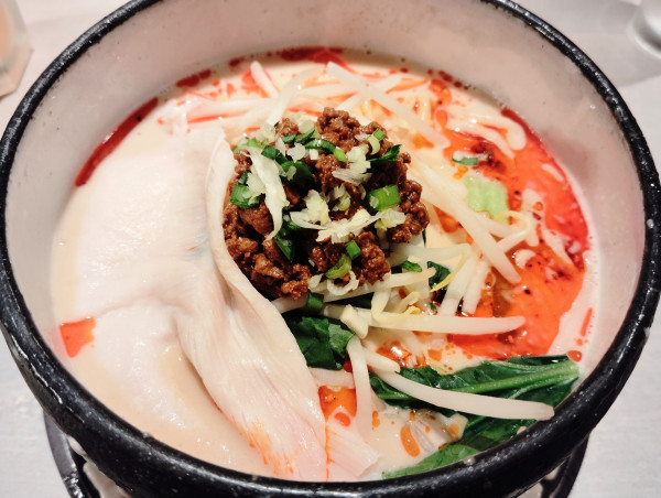 「Sawada式担々麺・大判鶏チャーシュー添え」@人類みな麺類とエスサワダの写真