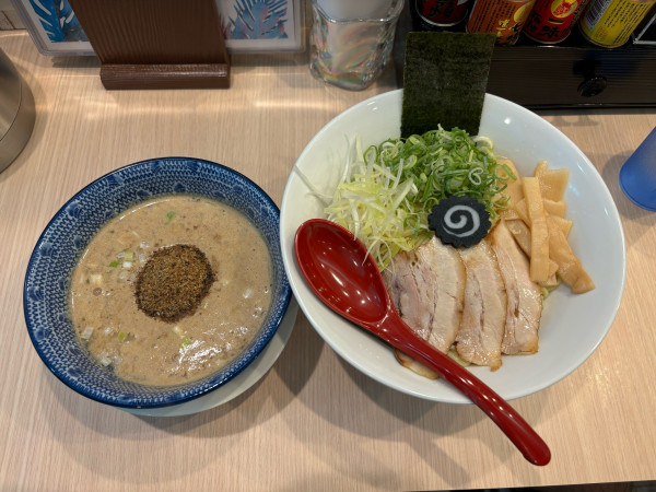 「濃厚魚介つけ麺」@麺屋おおやまの写真