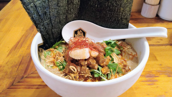 「【限定】冷やし海老味噌担々麺＋海苔」@真鯛らーめん 麺魚の写真