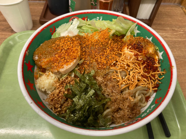 「パワフル冷やしまぜそば倍盛り1140円」@ジャンクガレッジ 太田店の写真