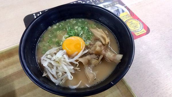 「徳島ラーメン（８６０円）」@津田の松原サービスエリア上り スナックコーナーの写真