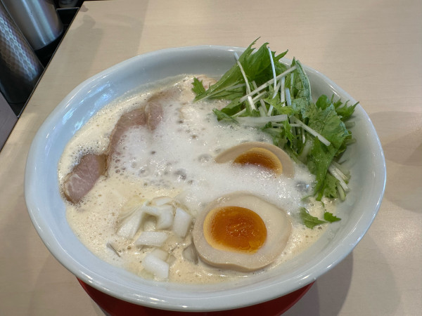 「特製醤油ふく流らーめん」@ふく流らーめん 轍 茅場町店の写真